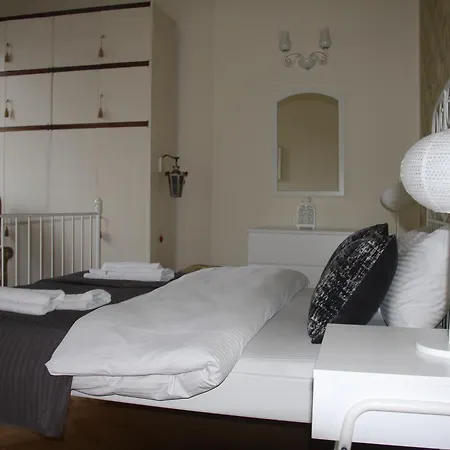 Apartment Bednarska Old Town Warsaw